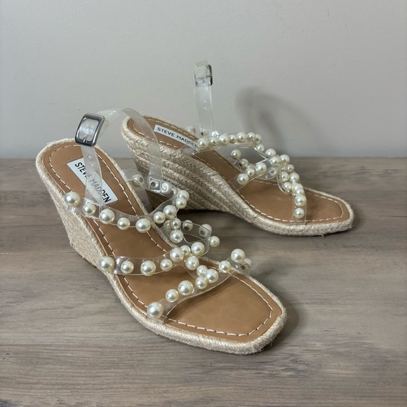 NWOT Steve Madden Upright Vinyl Pearl Studded Strappy Espadrille Wedges Size 7.5 - Picture 6 of 9